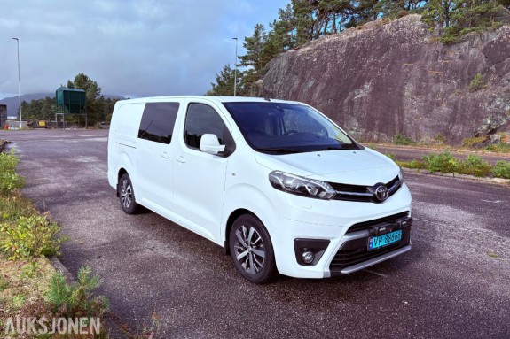 2017 Toyota ProAce 2,0D 122hk L3 Comfort Plus Adaptiv cruisekontroll, Webasto, 