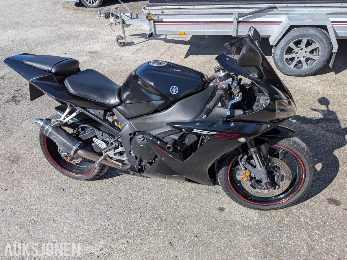 2002 Yamaha YZF-R1