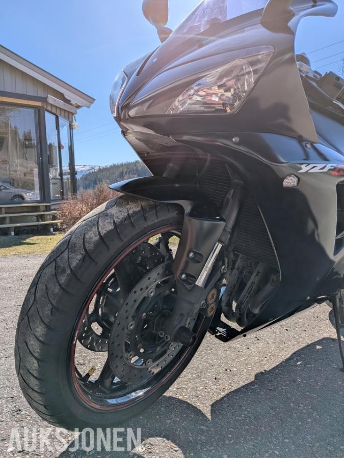2002 Yamaha YZF-R1