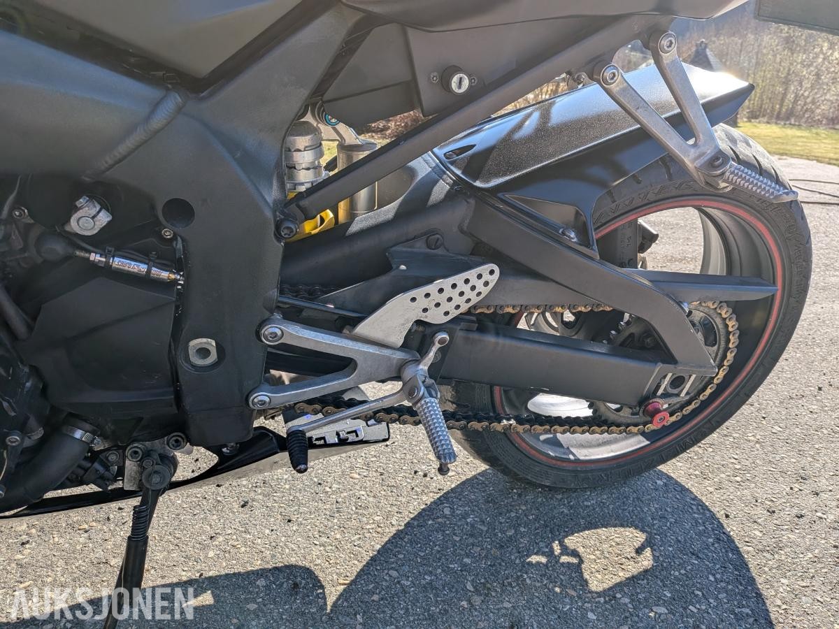 2002 Yamaha YZF-R1