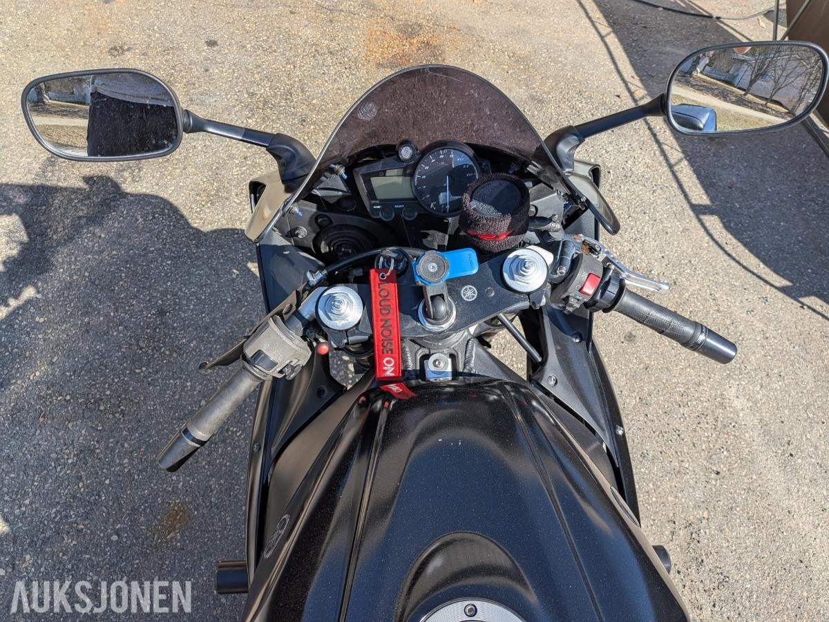 2002 Yamaha YZF-R1