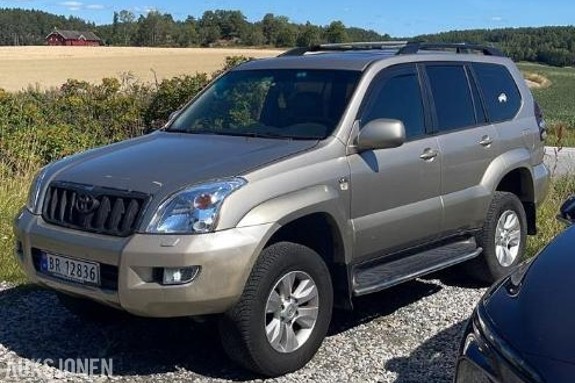 2002 Toyota Land Cruiser 3.0 4WD 163hk 8-seter Automat Hengerfeste