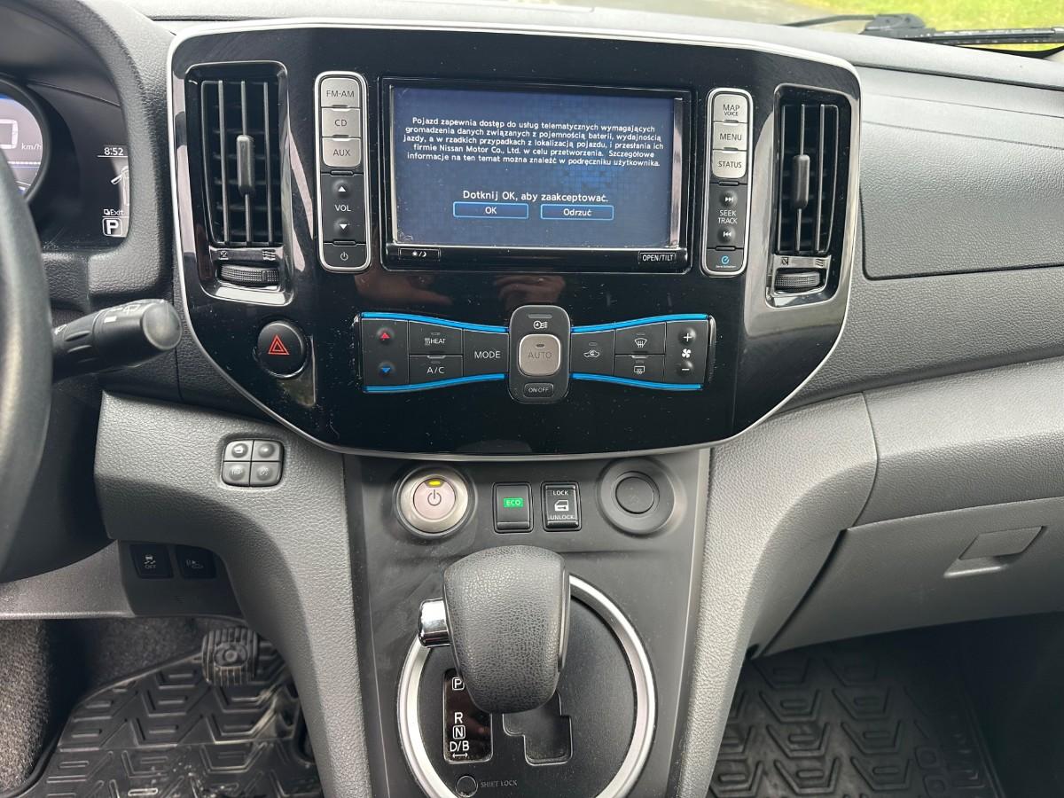 Nissan NV200E 24KW CRUISE VARMER MULTIRATT SKYVEDØRER 