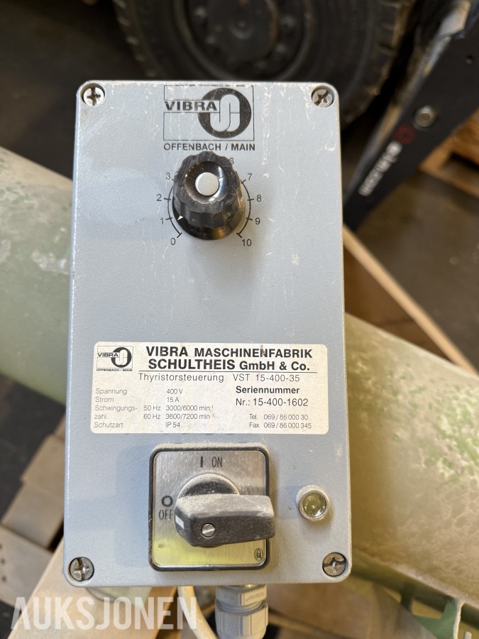 2000 VIBRA Schultheis FRO vibrasjonsmater / rørtransportør – med styring