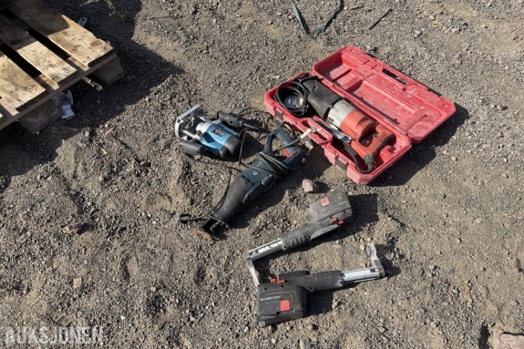 Milwaukee Super Sawzall SSPE 1300 QX - Bosch GSA 1100 E - Biltema overfres 1200 W - 2 stk Bosch støvavsug