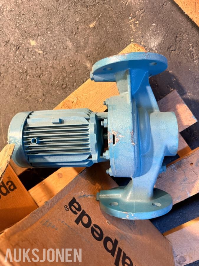 Calpeda 3 stk. NRM 50D/A in-line sirkulasjonspumper – DN50 – 230V