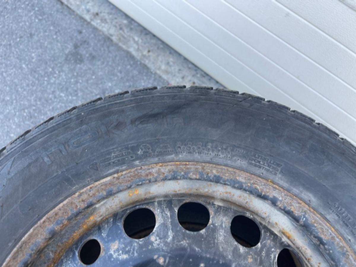 Goodyear dekk på stålfelg - 265 60 R16