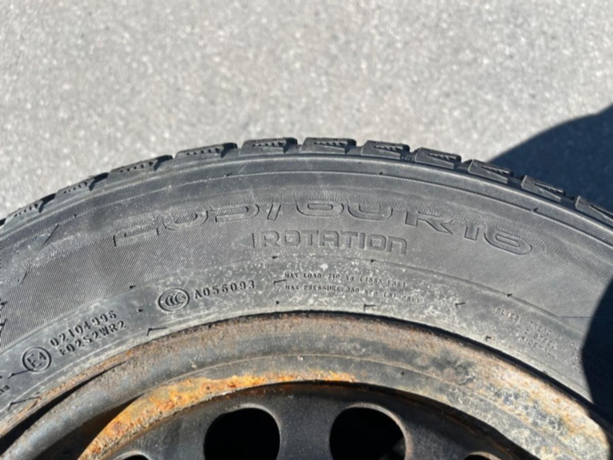 Goodyear dekk på stålfelg - 265 60 R16