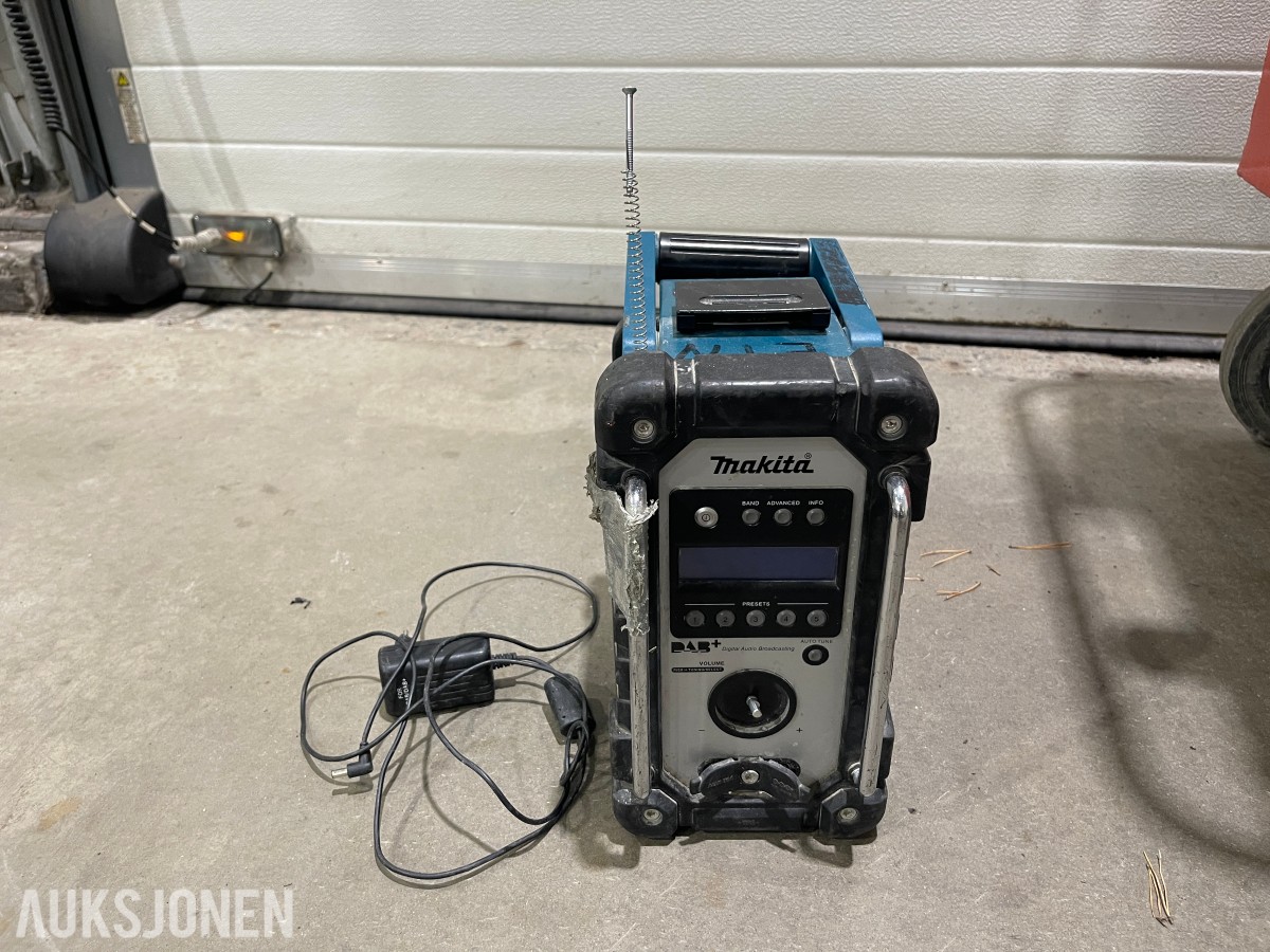 Kasse med makita verktøy