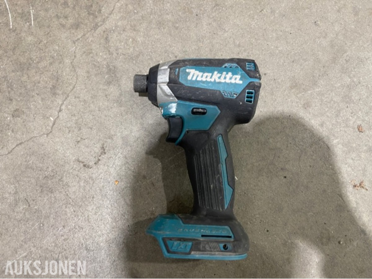 Kasse med makita verktøy