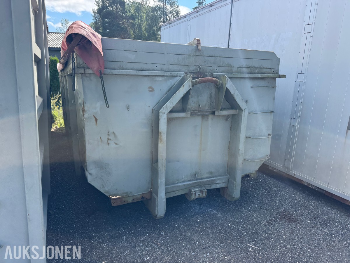 KROKCONTAINER I STÅL MED BAKLEM
