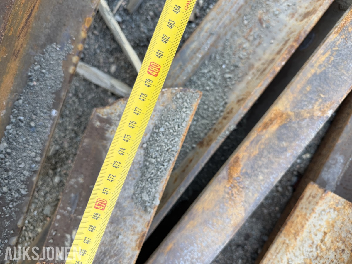 Togskinne ca. 4,8 meter - vignolprofil - profilhøyde omtrent 12 centimeter