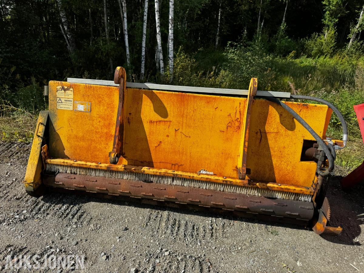 1996 DVP SH-1.7  SH-1.7 1700 liter strøkasse