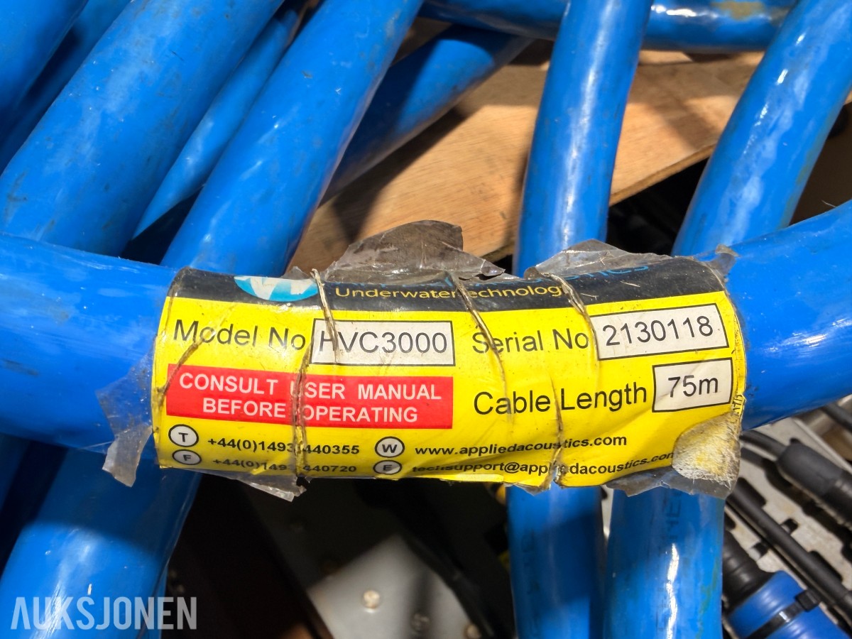 Applied Acoustics AA252 undervanns seismisk boomer med HVC3000 kabler