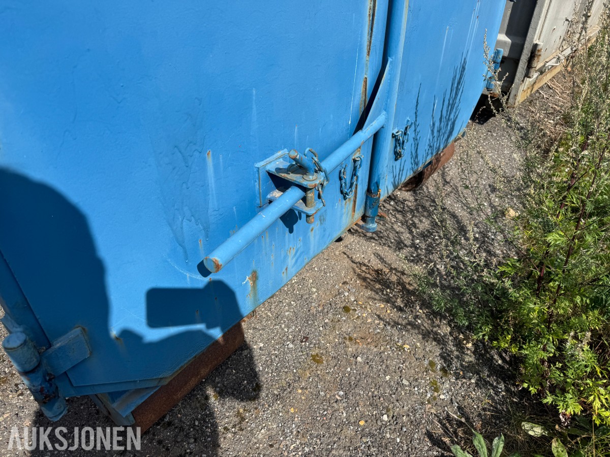 SØPPELCONTAINER / KROKCONTAINER CA. 15 M³