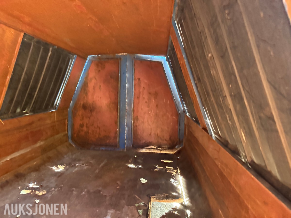 SØPPELCONTAINER / KROKCONTAINER CA. 15 M³