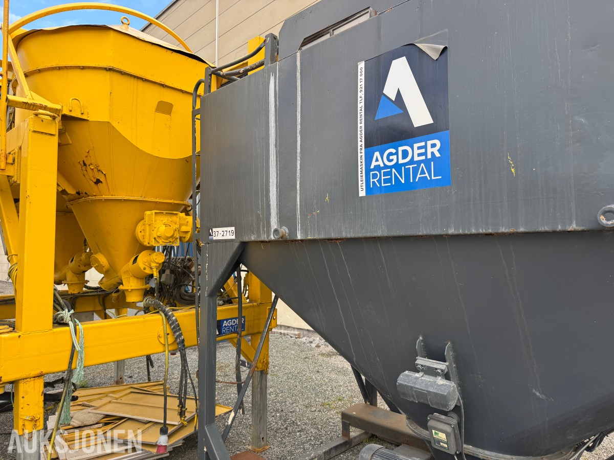 2015 AHLM TB10-2X SO SILO FOR BETONG OG TØRRMATERIALER