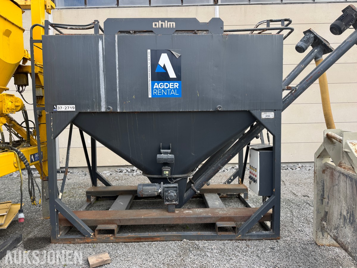 2015 AHLM TB10-2X SO SILO FOR BETONG OG TØRRMATERIALER