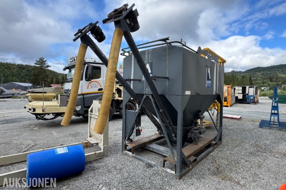 2015 Andre AHLM TB10-2X SO SILO FOR BETONG OG TØRRMATERIALER