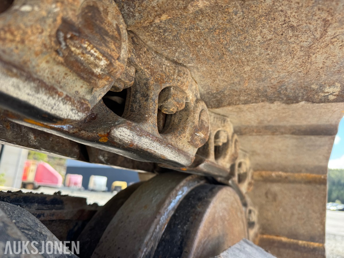 Cat 330F L MED BORERIGG OG SPUNTEAGGREGAT