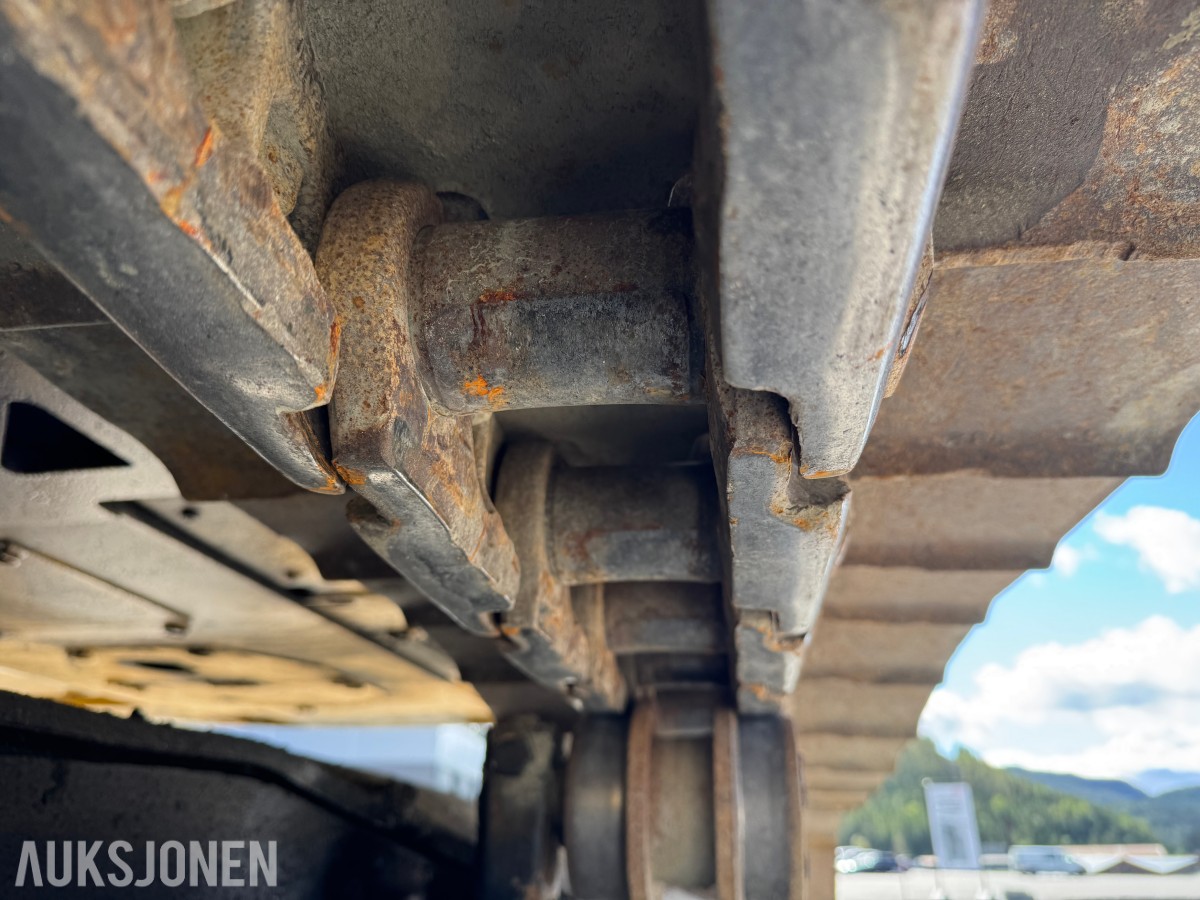Cat 330F L MED BORERIGG OG SPUNTEAGGREGAT