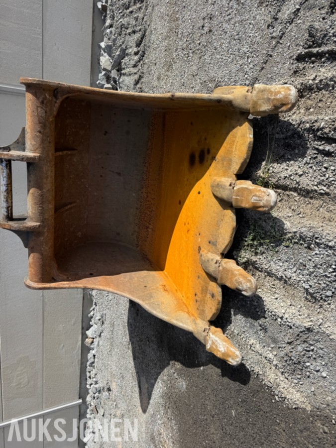 Cat 330F L MED BORERIGG OG SPUNTEAGGREGAT
