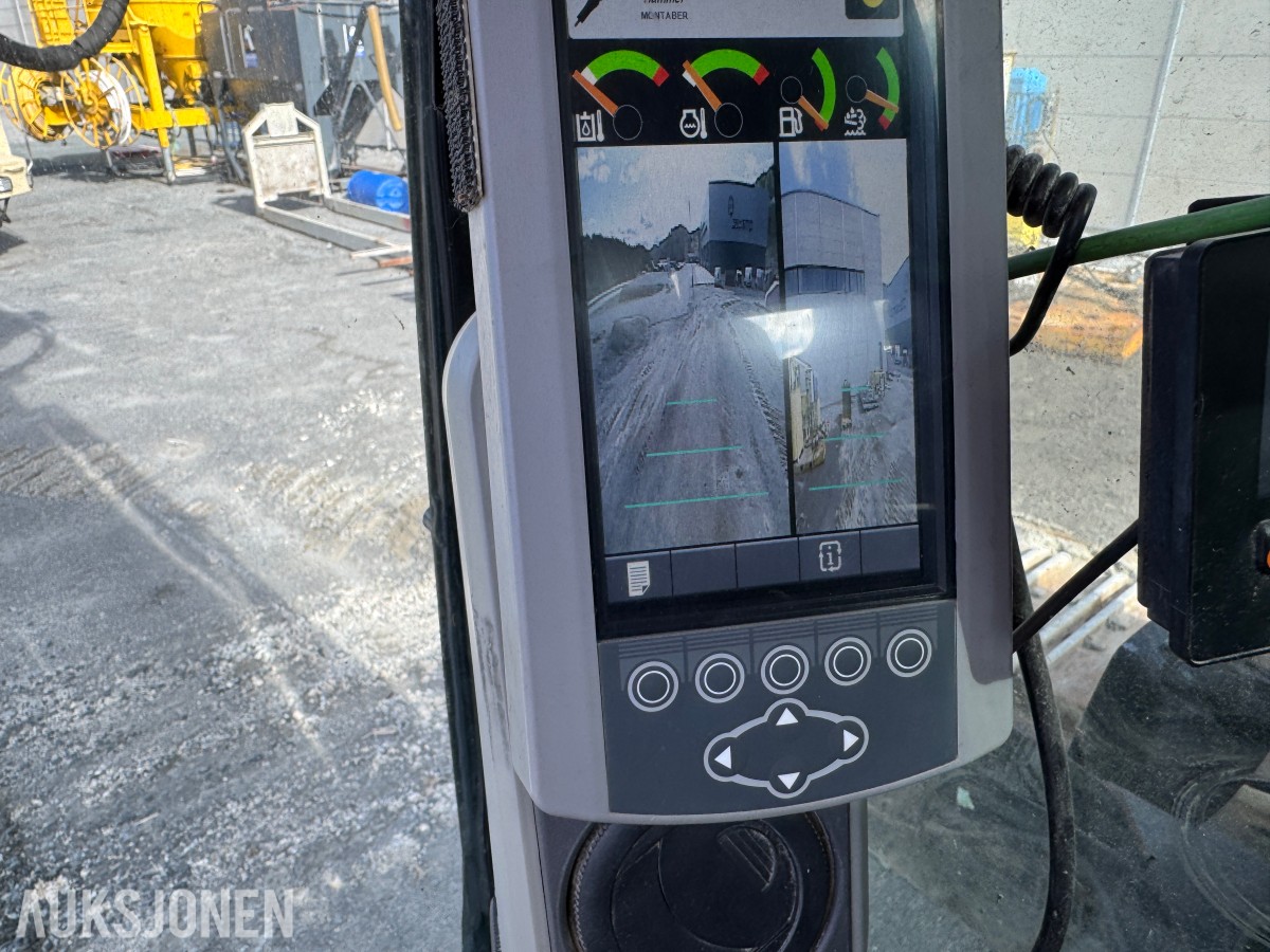 Cat 330F L MED BORERIGG OG SPUNTEAGGREGAT