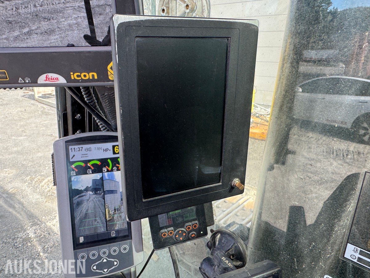 Cat 330F L MED BORERIGG OG SPUNTEAGGREGAT