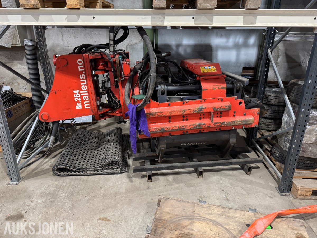 Cat 330F L MED BORERIGG OG SPUNTEAGGREGAT