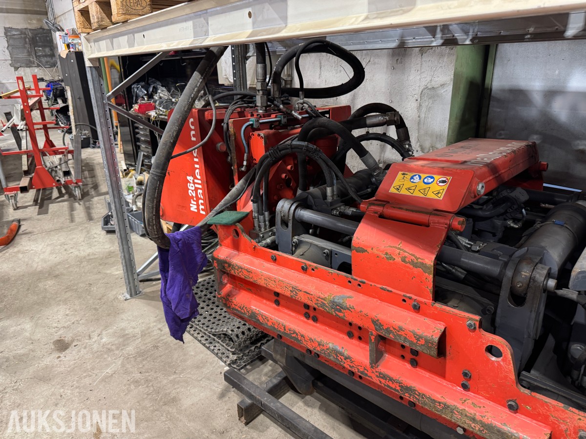 Cat 330F L MED BORERIGG OG SPUNTEAGGREGAT