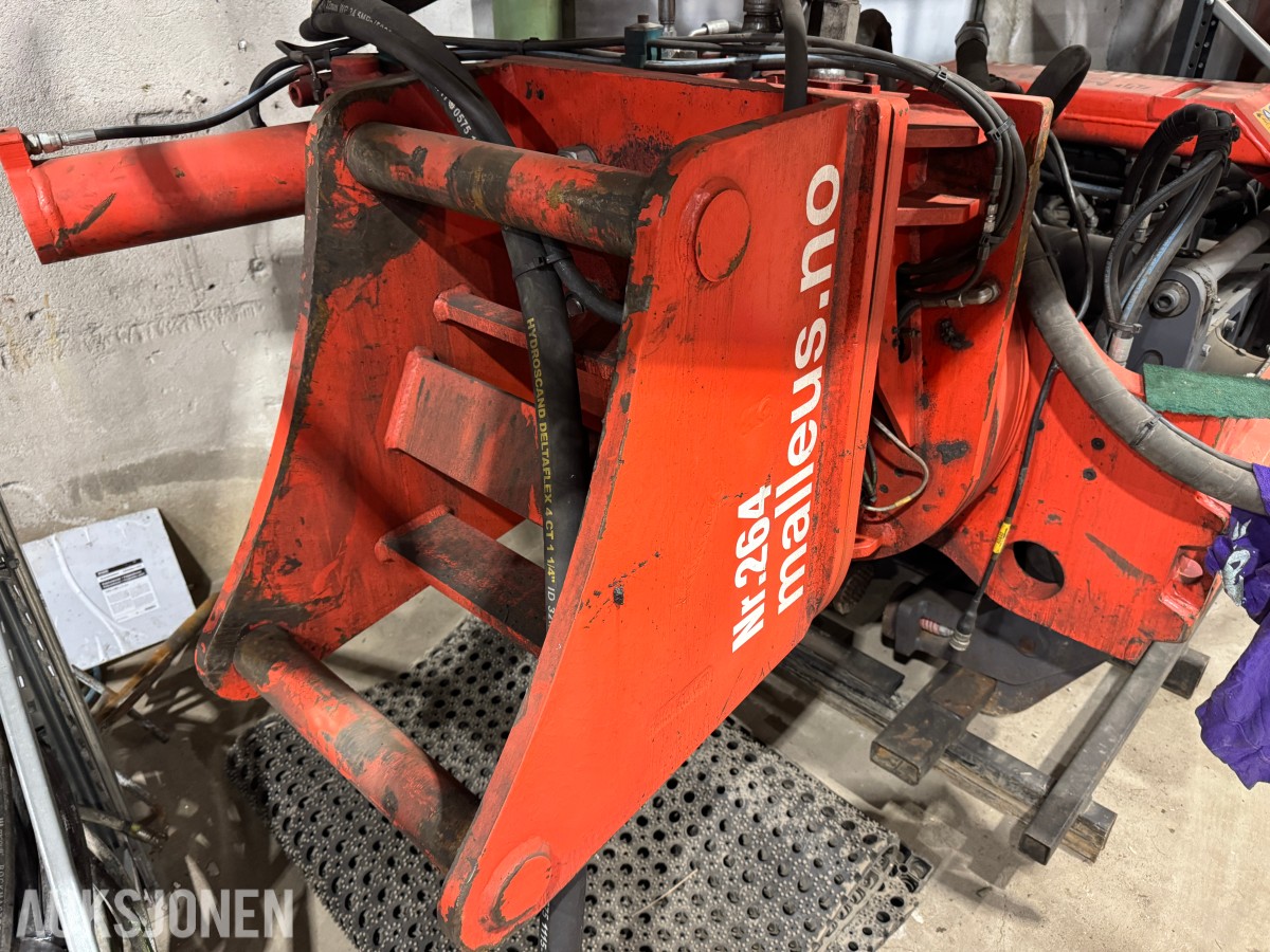 Cat 330F L MED BORERIGG OG SPUNTEAGGREGAT