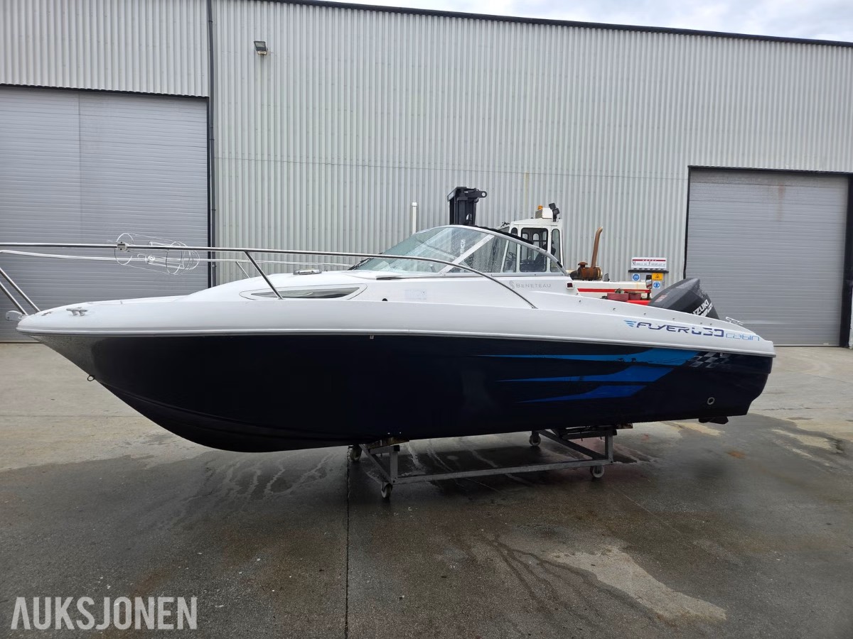 2004 Beneteau Flyer 650 Cabin Daycruiser