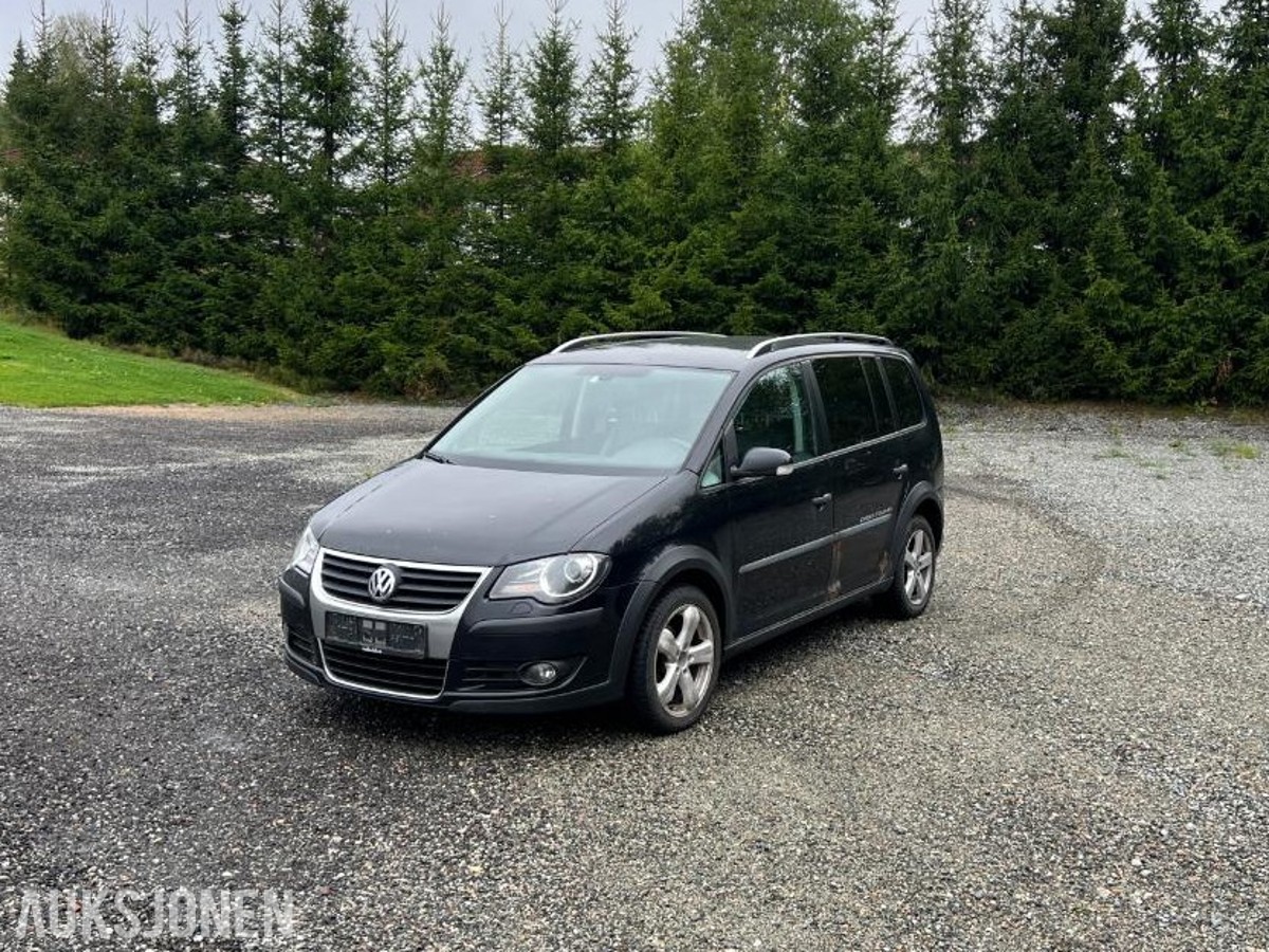 2009 Volkswagen Touran 1.9 Diesel, Automat, Skinnseter