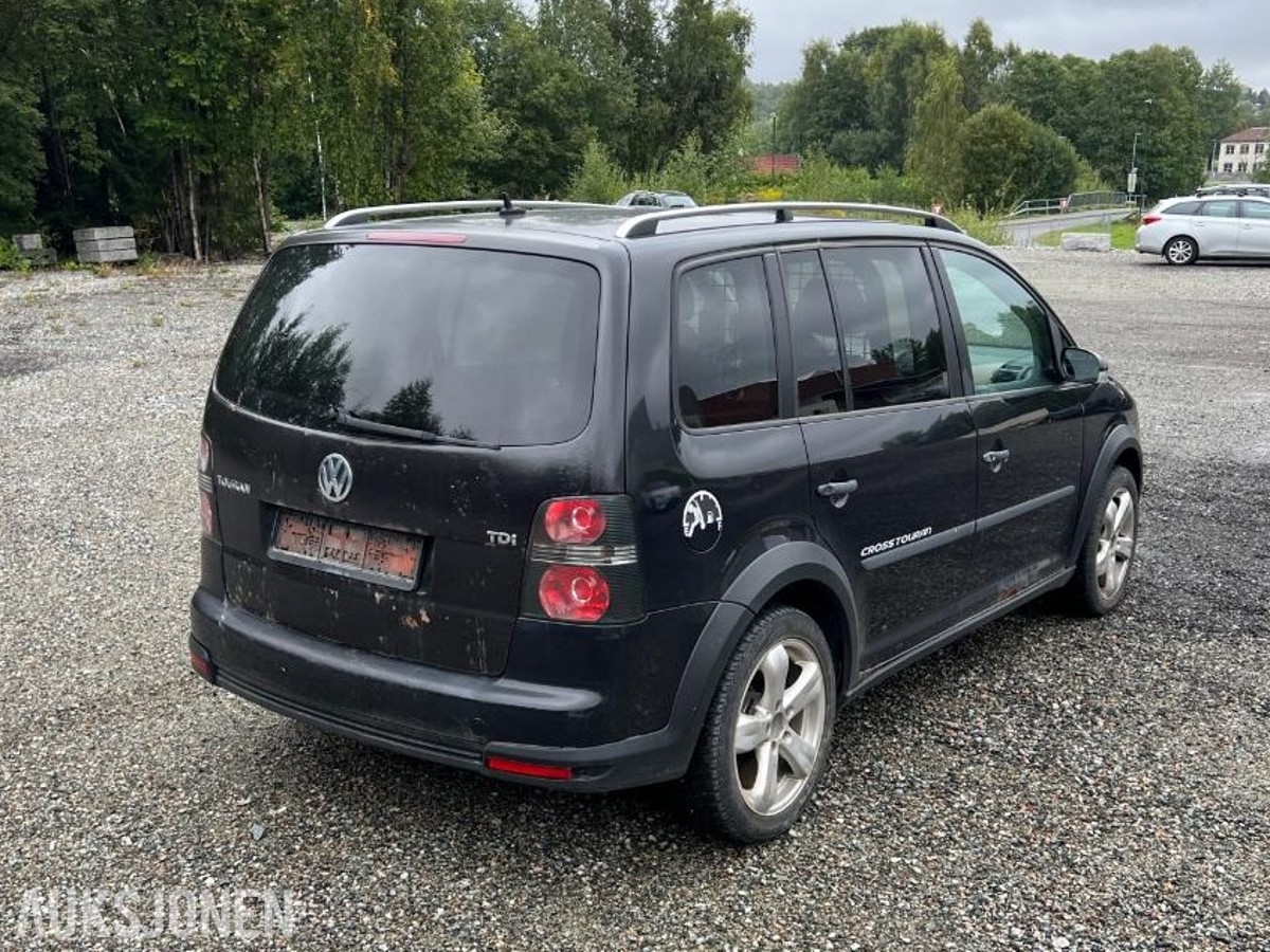 2009 Volkswagen Touran 1.9 Diesel, Automat, Skinnseter
