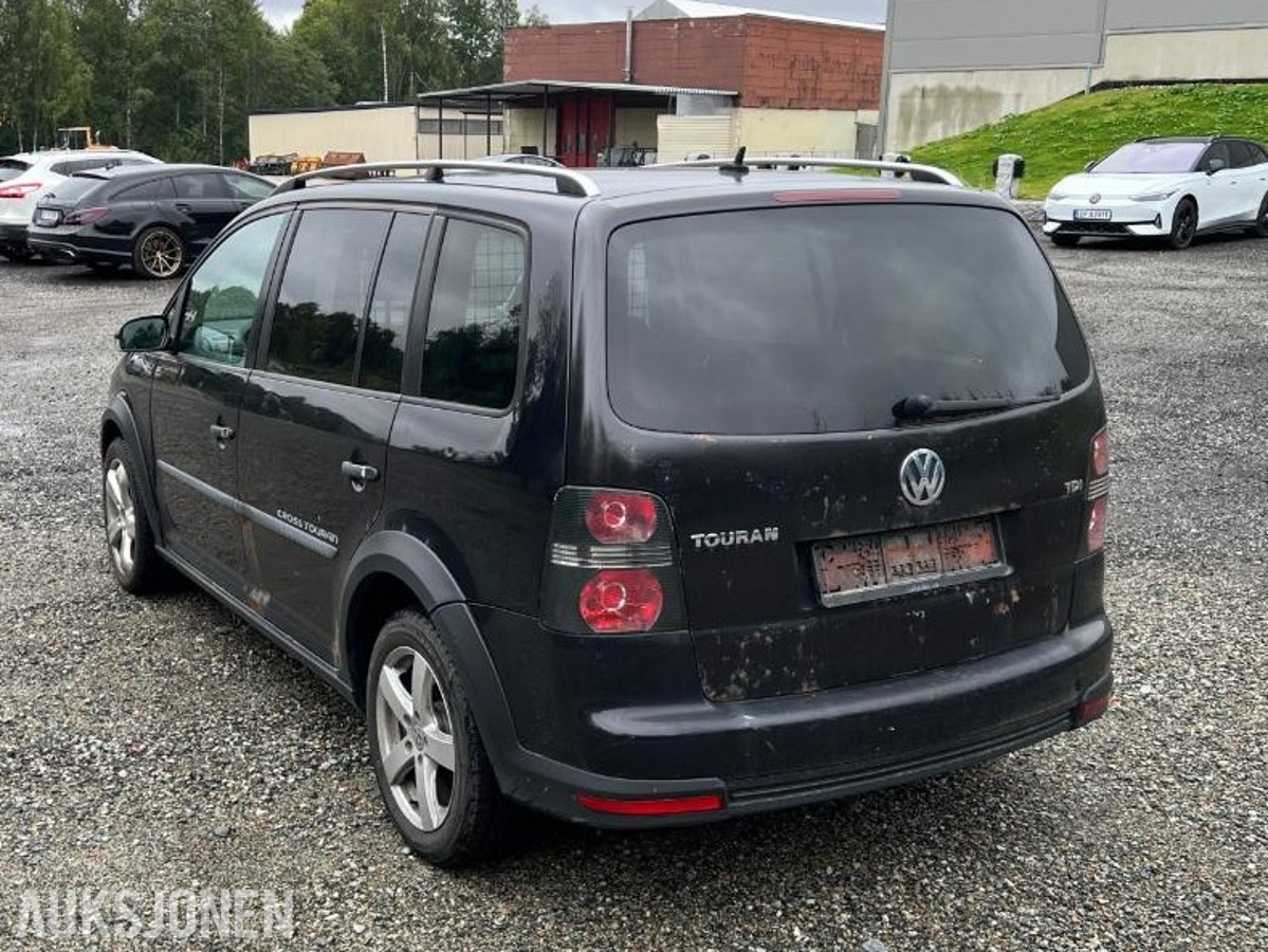 2009 Volkswagen Touran 1.9 Diesel, Automat, Skinnseter