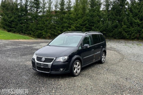 2009 Volkswagen Touran 1.9 Diesel, Automat, Skinnseter