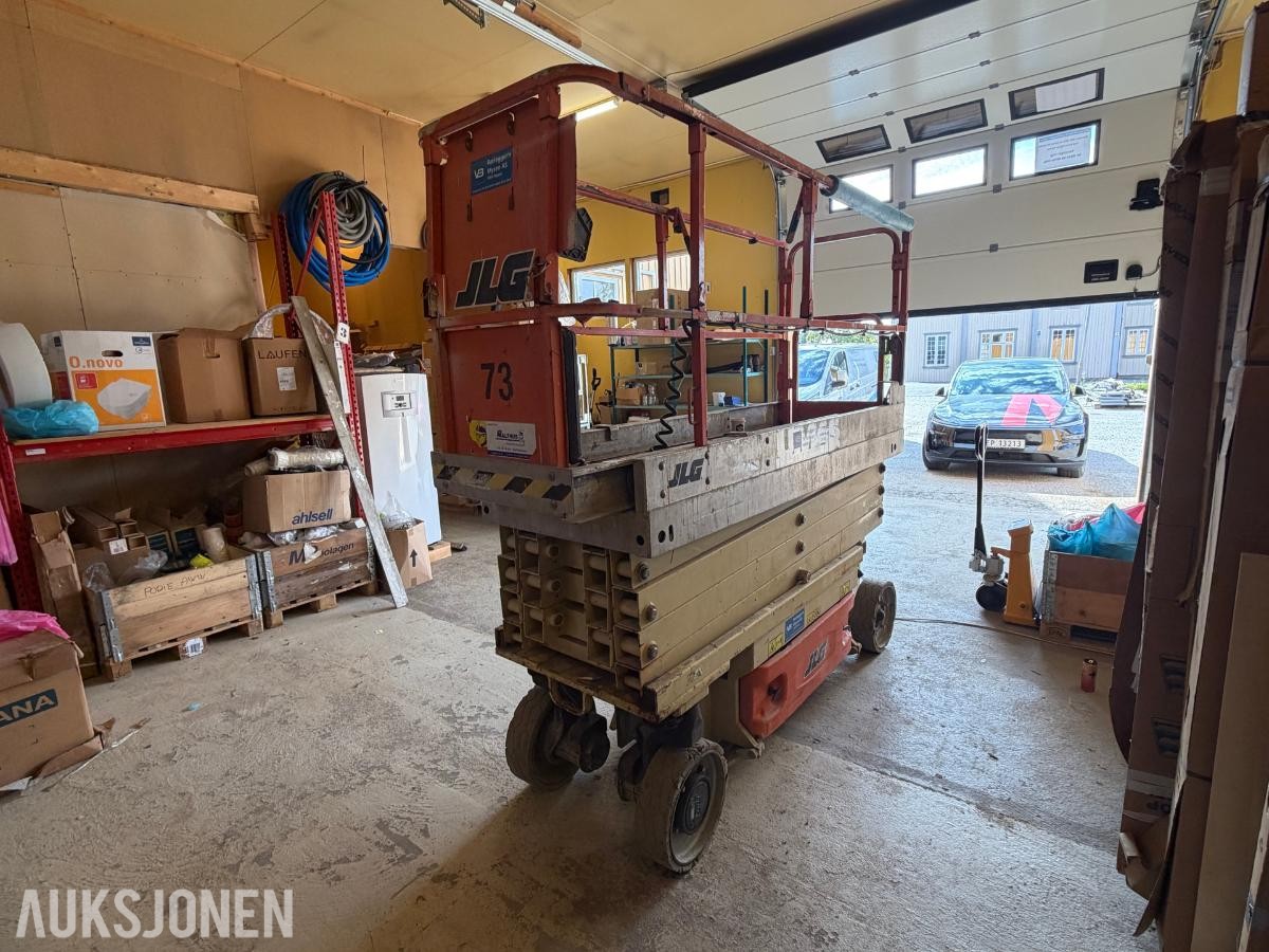 2011 JLG 2630ES 330timer