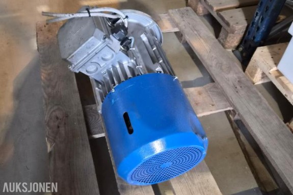 5,5Kw MOTOVARIO motor MOTOVARIO
