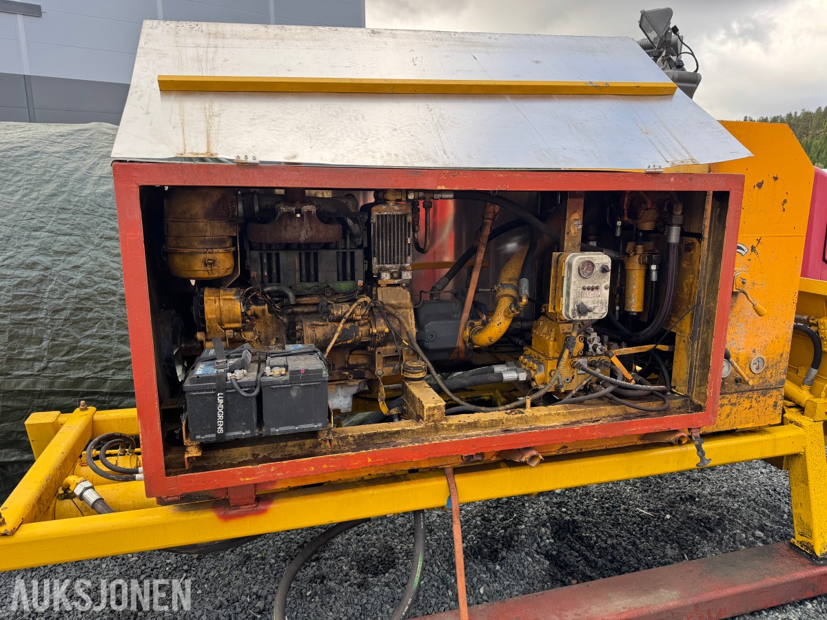 BETONGPUMPE MED DEUTZ DIESELMOTOR