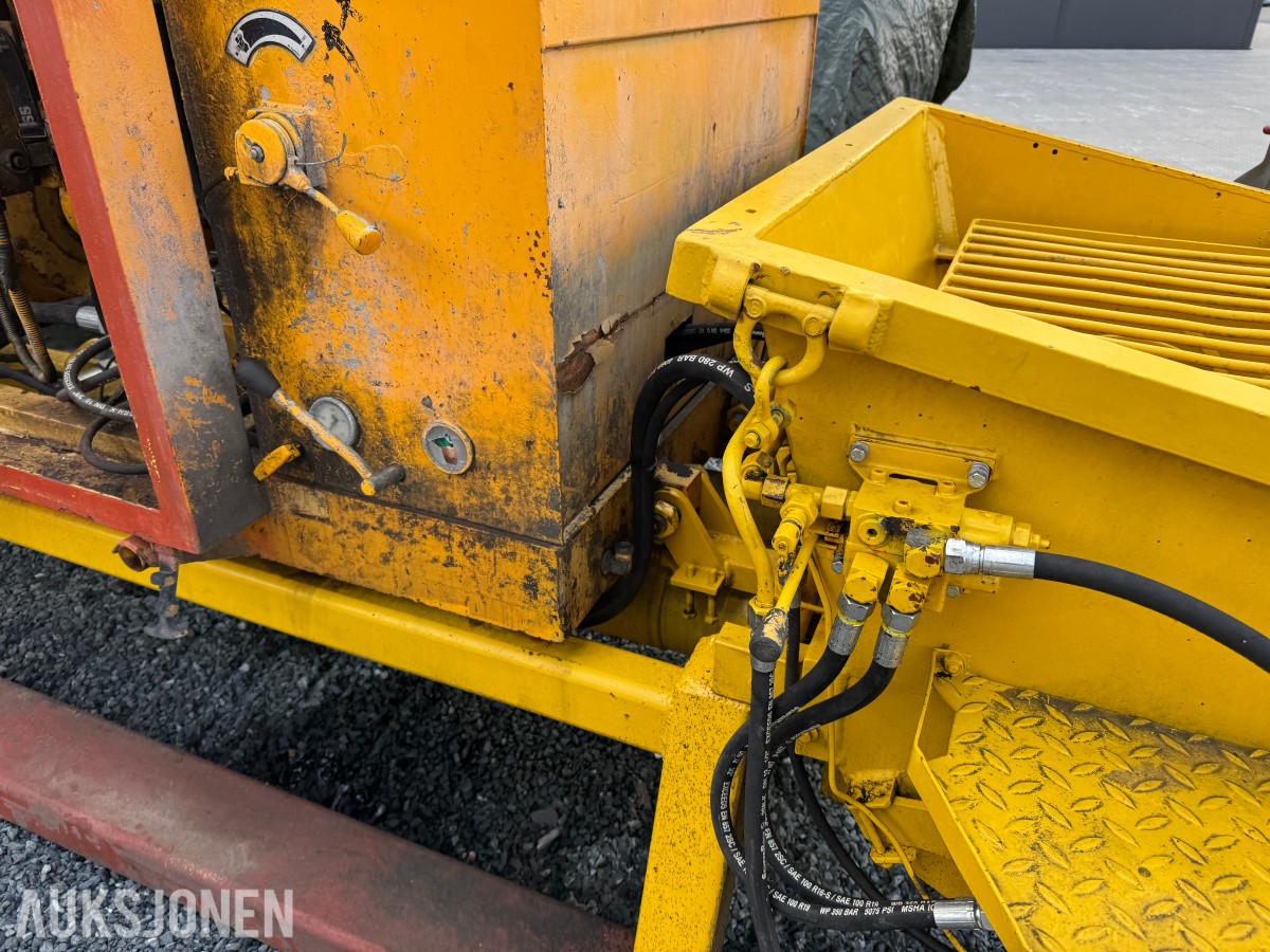BETONGPUMPE MED DEUTZ DIESELMOTOR