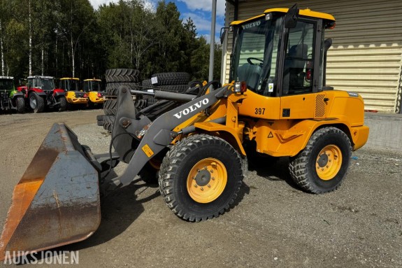 2013 Volvo L30G Hjullaster, skuffe, sertifisert til 03/2027, med kun 622 timer på telleren