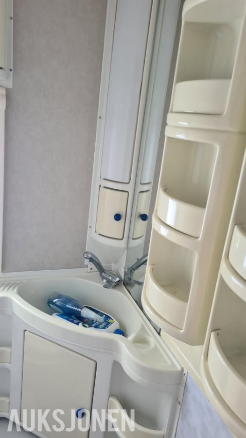 2007 Adria Classica 735 Med Isabella fortelt og Alde gulvvarme