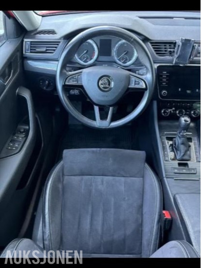 2020 Skoda Superb 2,0 TDI 150hk Automat, Adaptiv cruisekontroll, Hengerfeste
