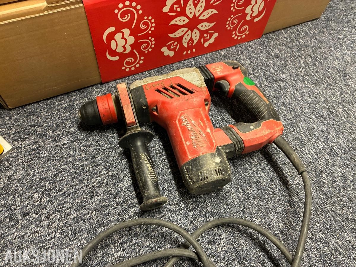 Milwaukee PLH 28 XE Kombihammer *Ingen minstepris*