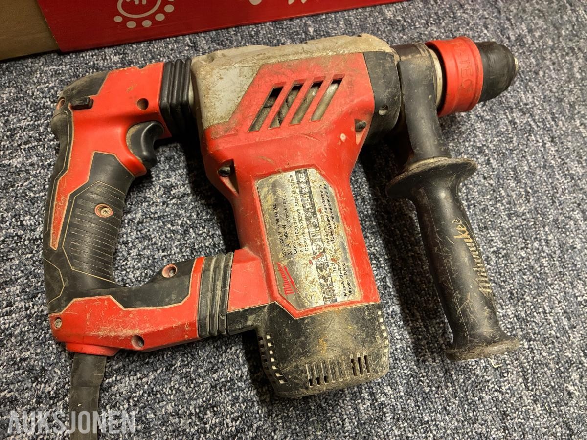 Milwaukee PLH 28 XE Kombihammer *Ingen minstepris*