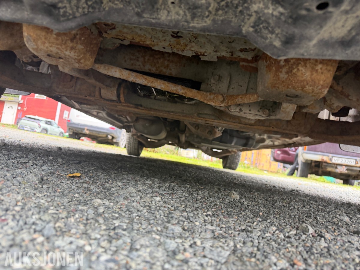 2005 Toyota HIACE 2.5-102 D 4WD - FIREHJULSTREKK - LANG UTGAVE