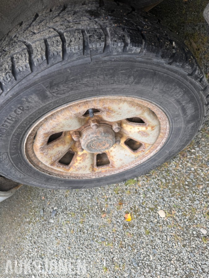 2005 Toyota HIACE 2.5-102 D 4WD - FIREHJULSTREKK - LANG UTGAVE