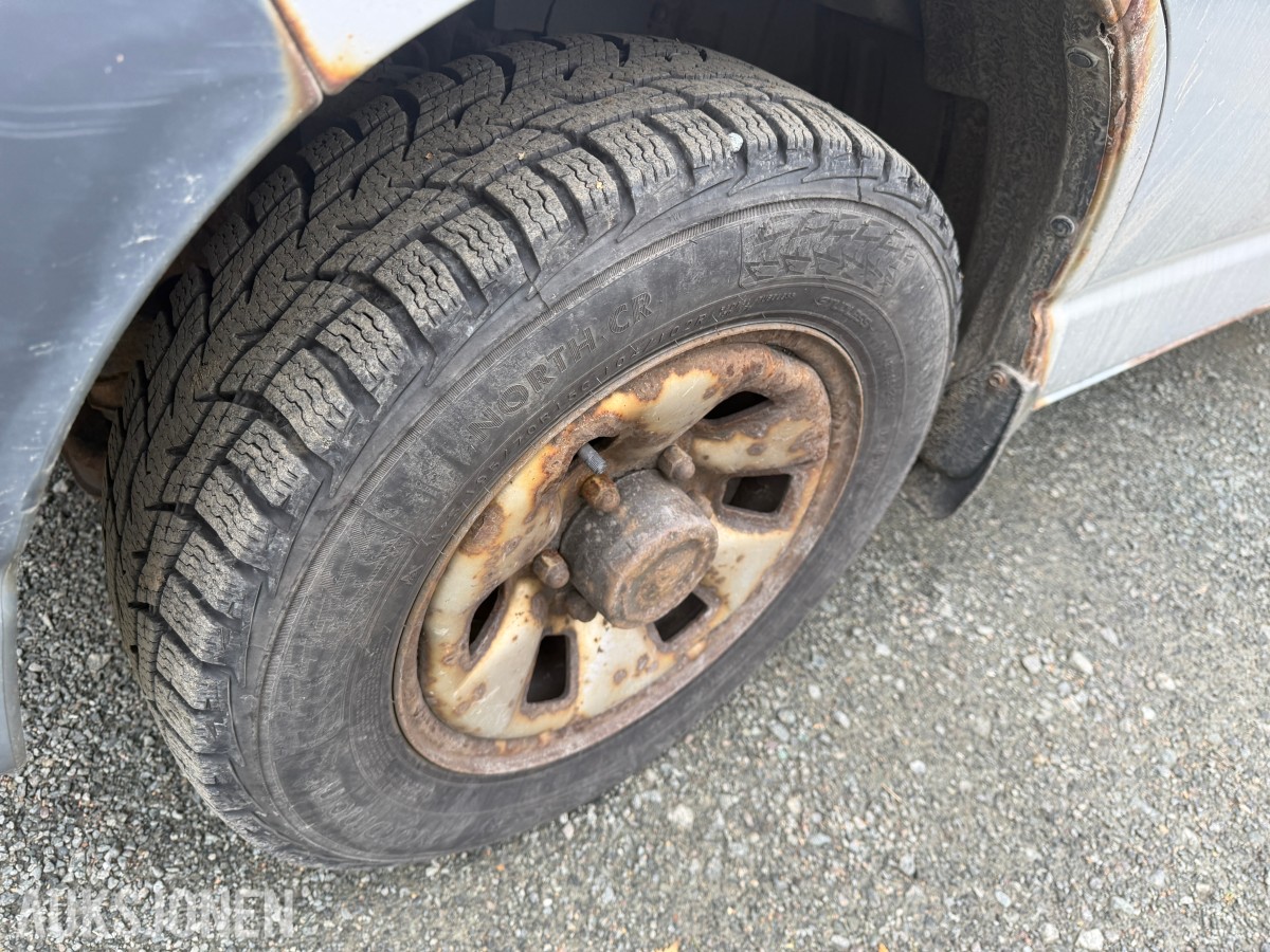2005 Toyota HIACE 2.5-102 D 4WD - FIREHJULSTREKK - LANG UTGAVE
