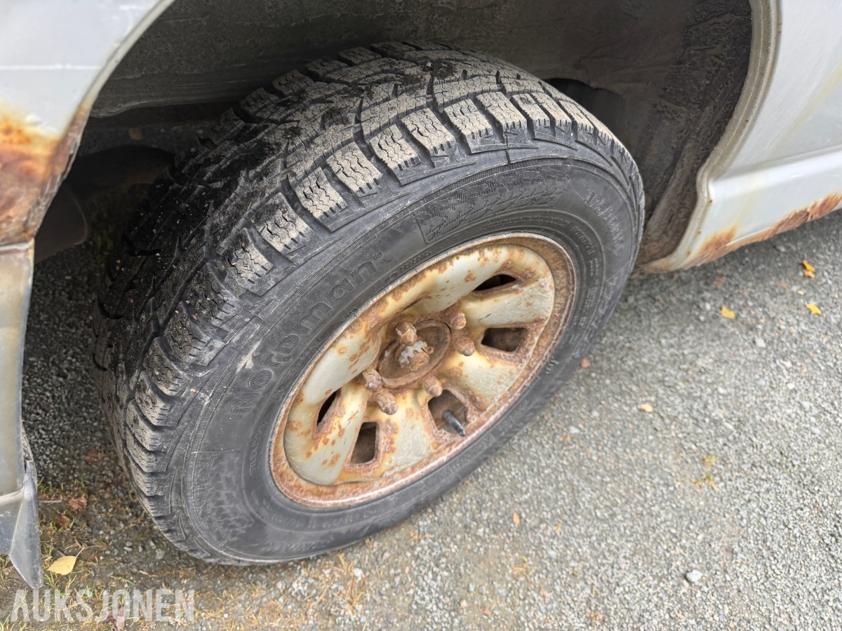 2005 Toyota HIACE 2.5-102 D 4WD - FIREHJULSTREKK - LANG UTGAVE