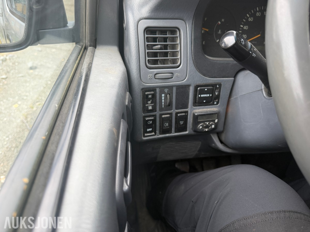2005 Toyota HIACE 2.5-102 D 4WD - FIREHJULSTREKK - LANG UTGAVE